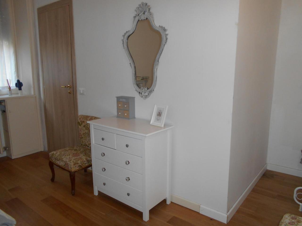 Guesthouse Viale แบร์กาโม ภายนอก รูปภาพ