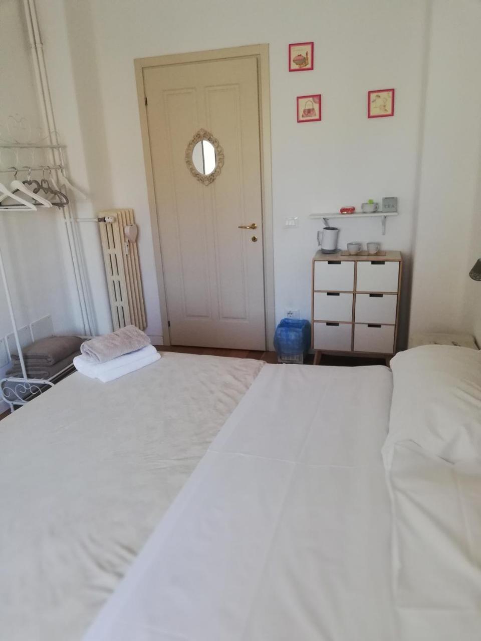 Guesthouse Viale แบร์กาโม ภายนอก รูปภาพ